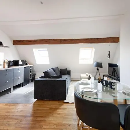 La De Massena Apartment